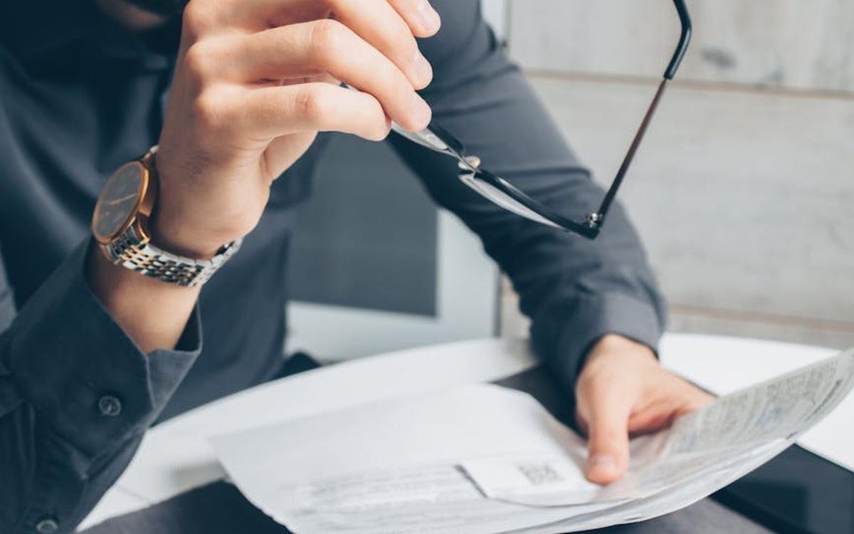 KI-Texte legal nutzen – was du beachten solltest