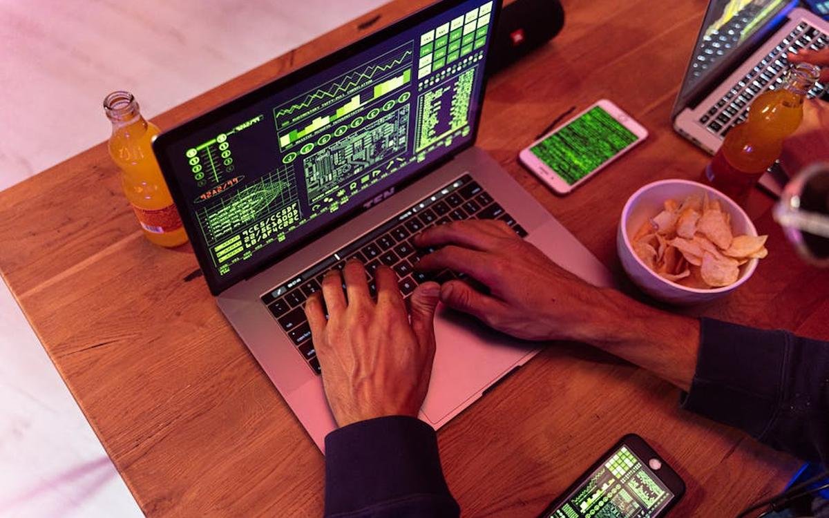 Künstliche Intelligenz in Online-Shops – Praxisbeispiele